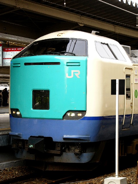 jre485-3000 03.JPG